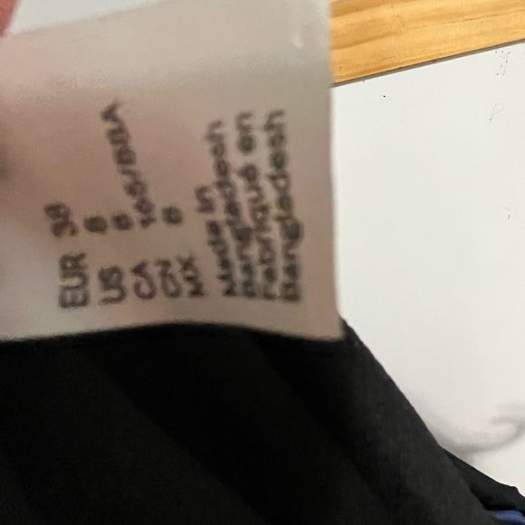 H&M black mini dress with key hole in back - Picture 2 of 3